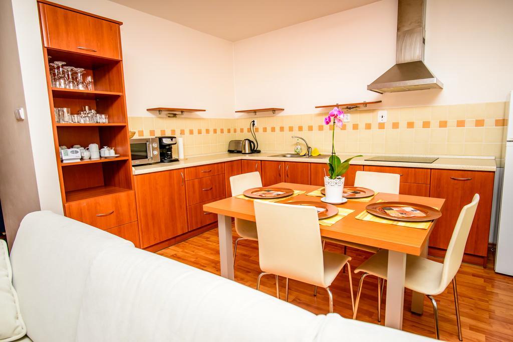 Apartment Downtown Zilina Exterior photo