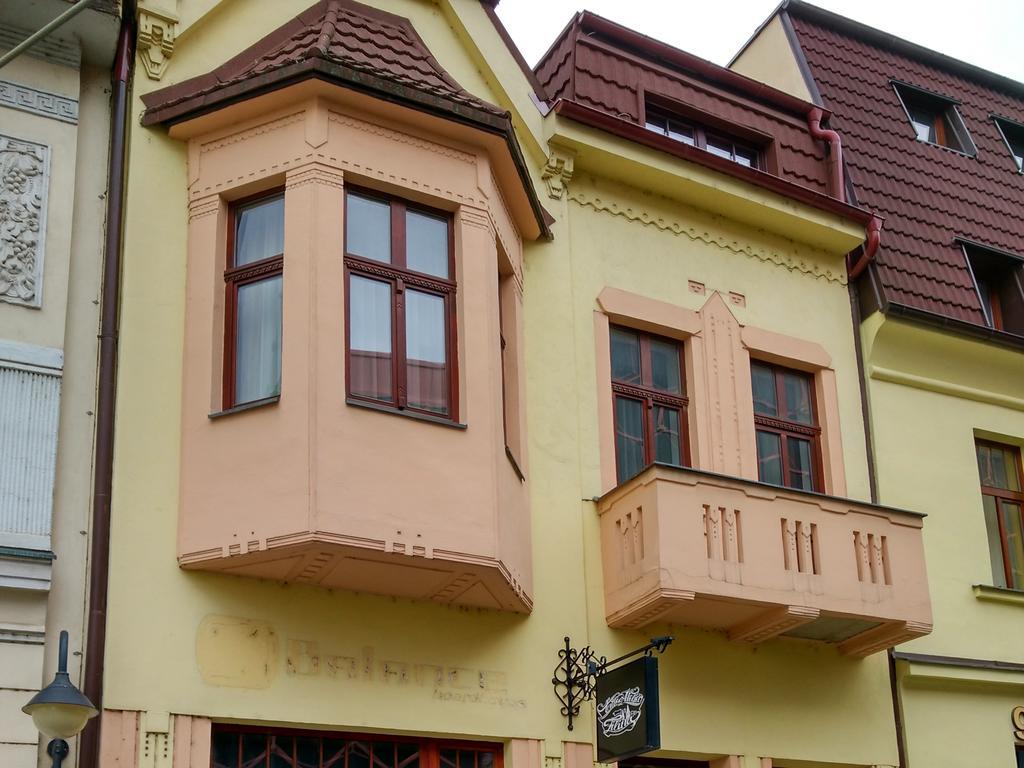 Apartment Downtown Zilina Exterior photo